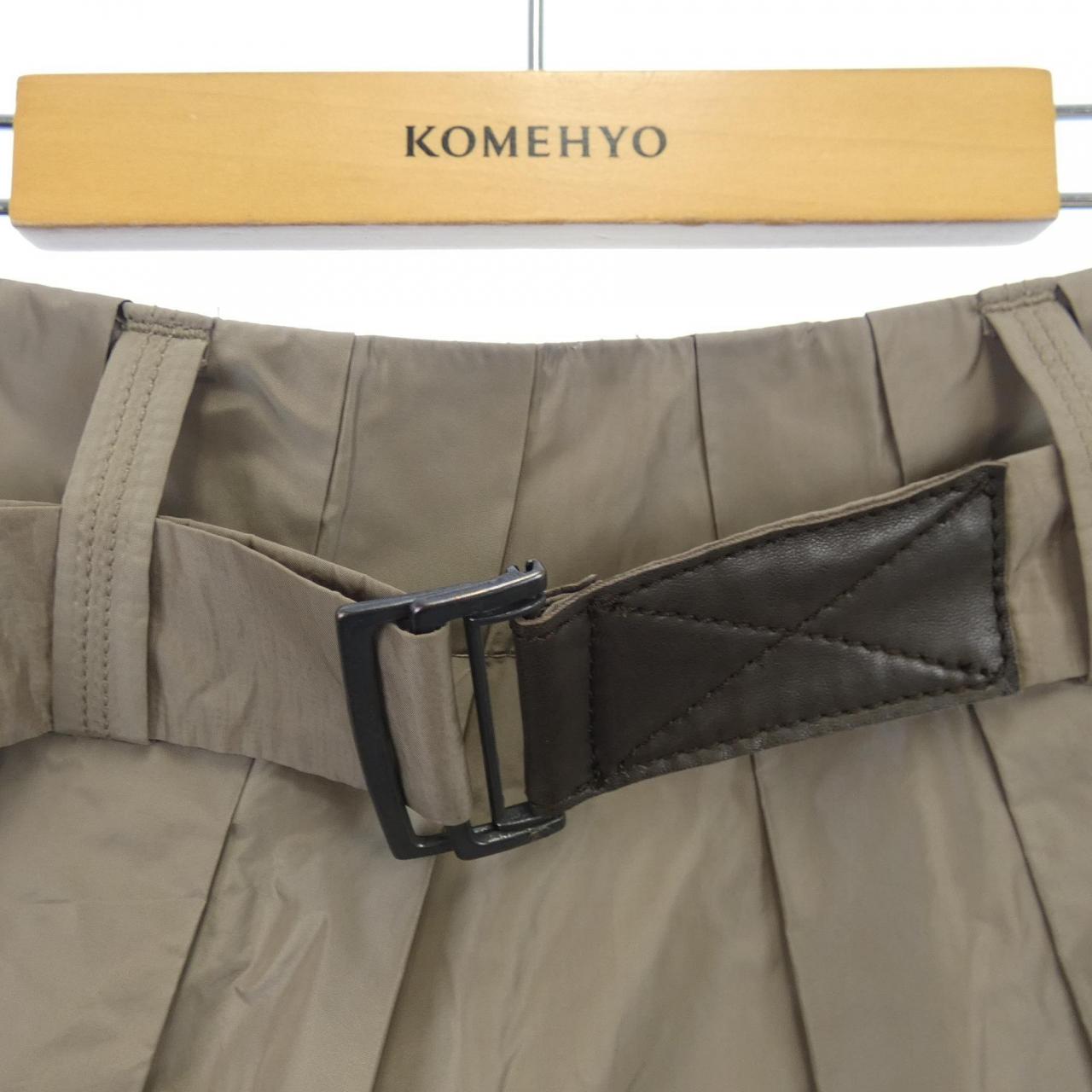 ブルネロクチネリ BRUNELLO CUCINELLI スカート