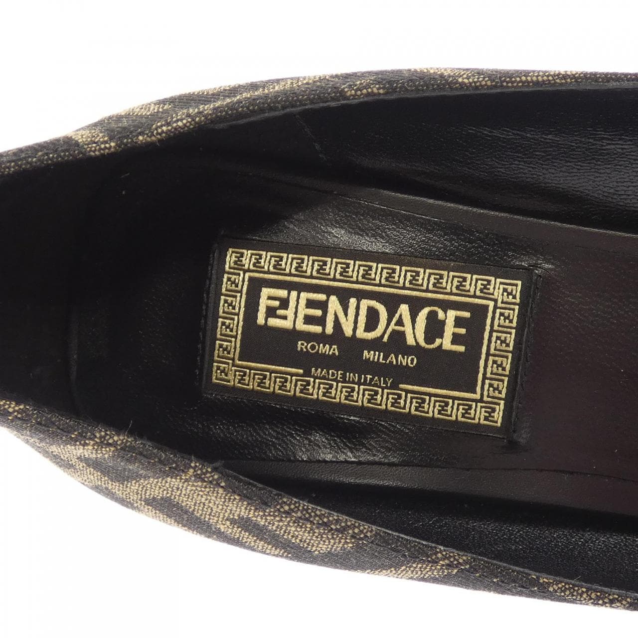 フェンダーチェ FENDACE パンプス