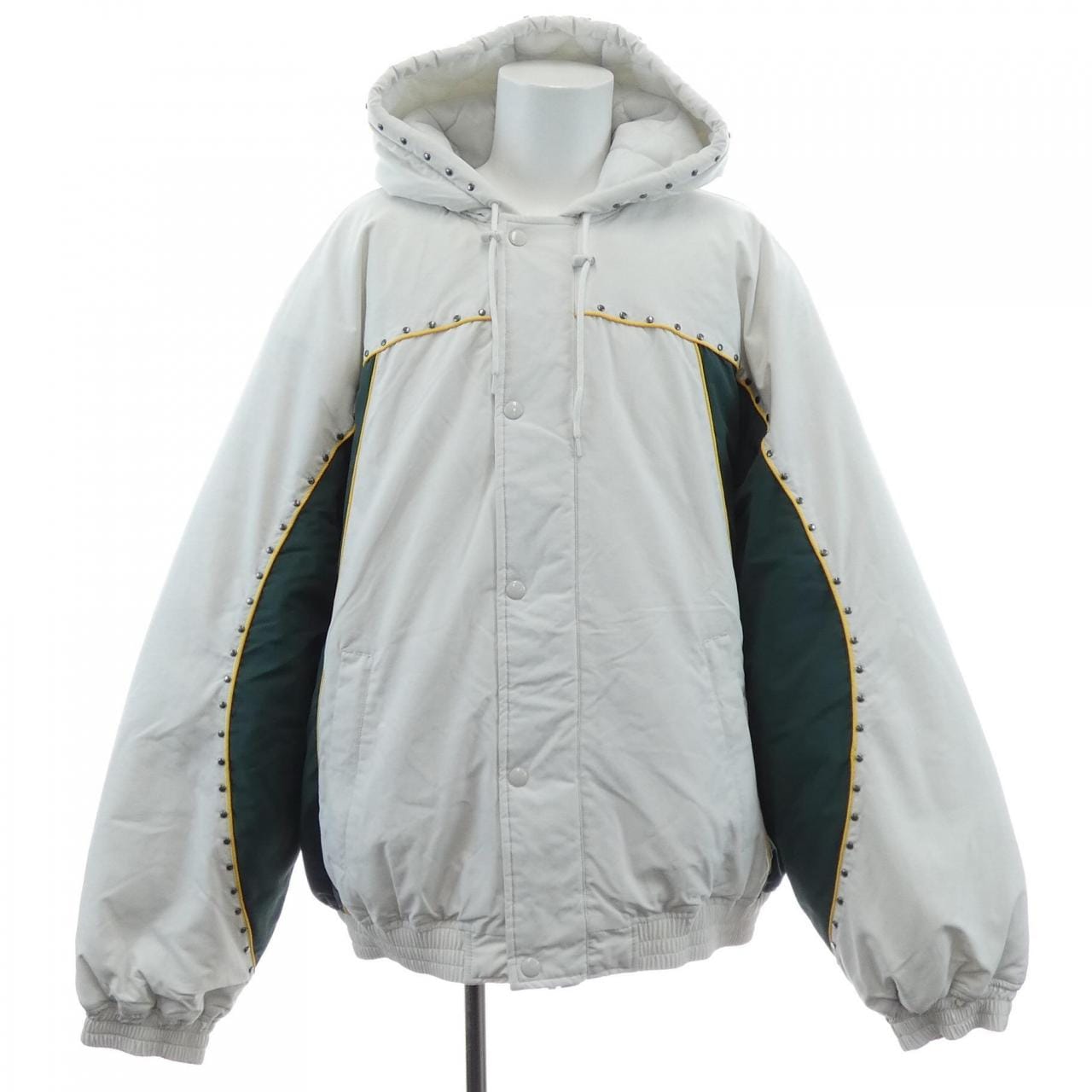 シュプリーム SUPREME Studded Stadium ジャケット