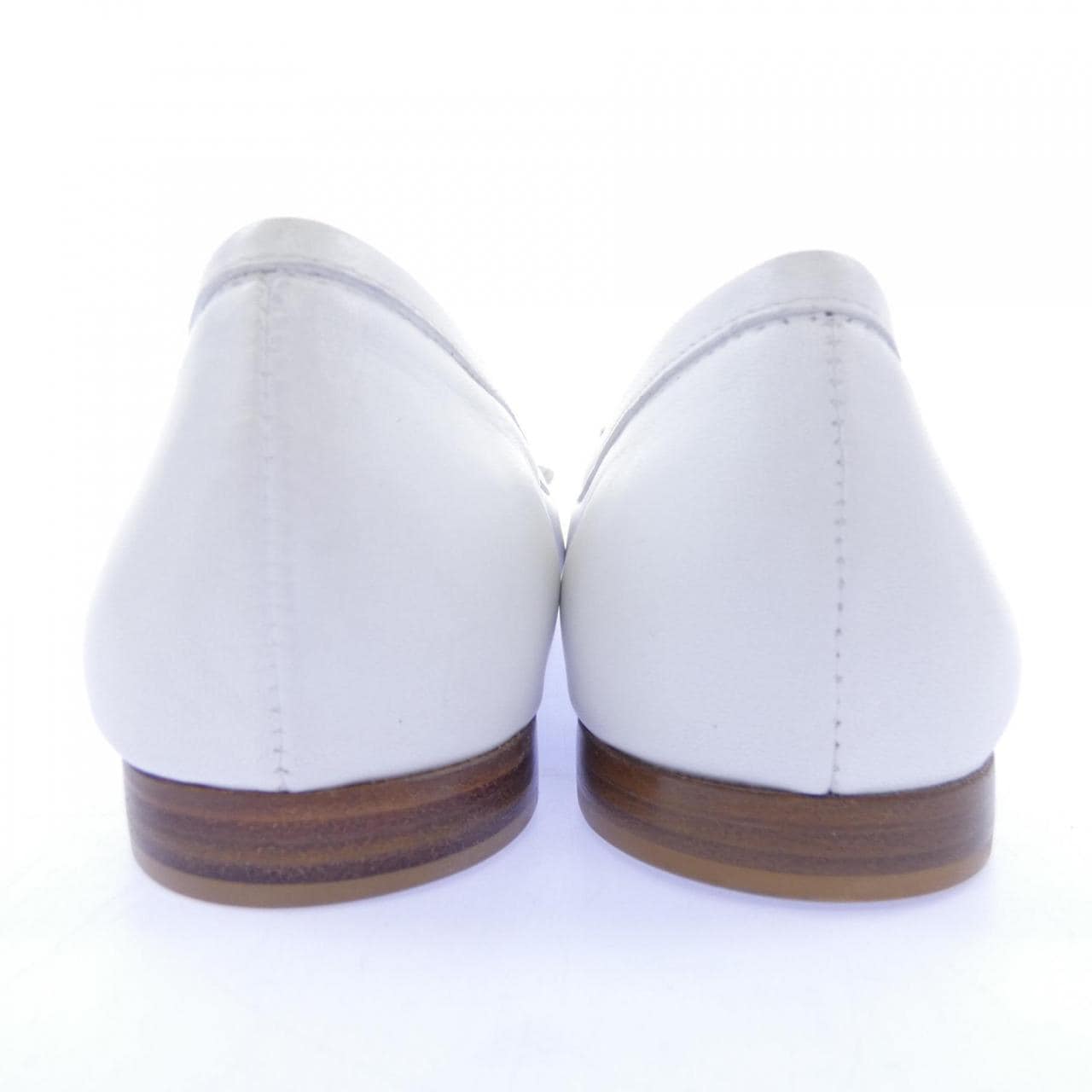 マノロブラニク MANOLO BLAHNIK VERALLI フラットシューズ