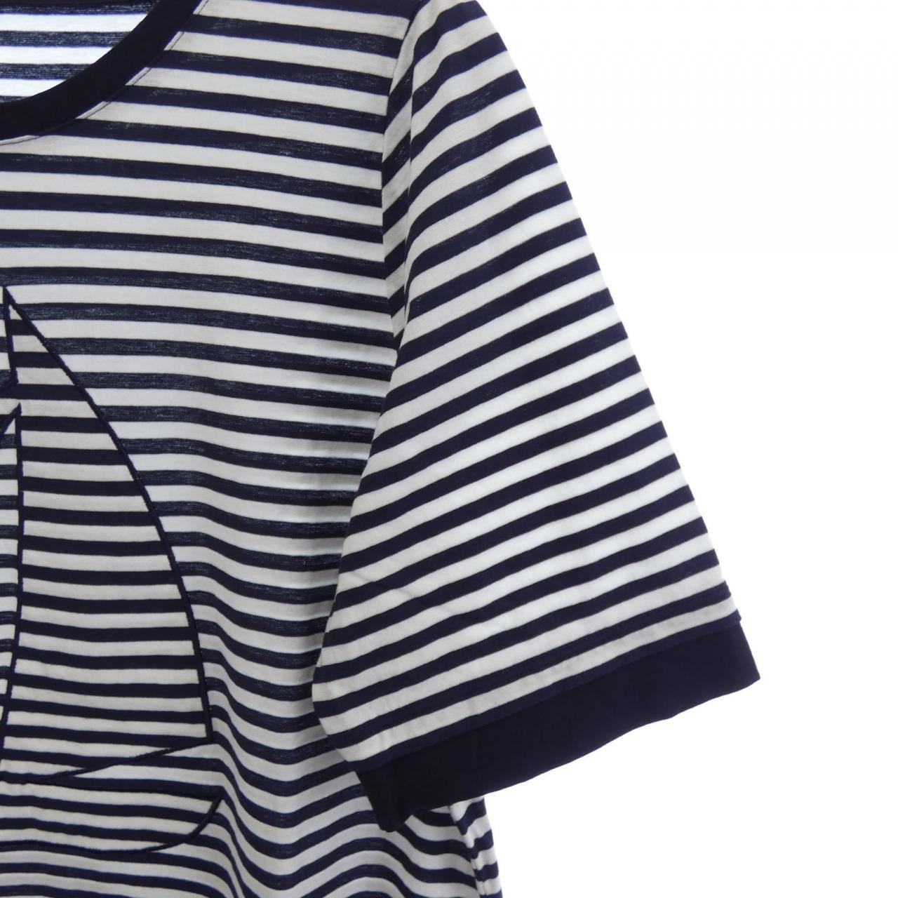 レリアン LEILIAN Tシャツ