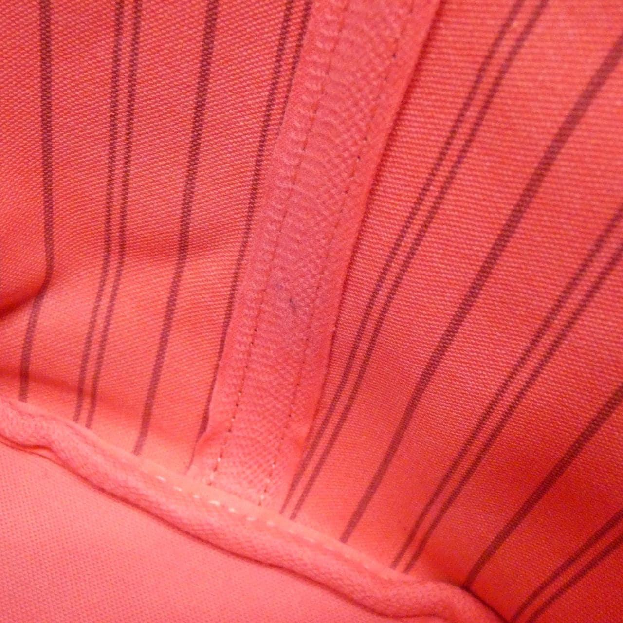 ルイヴィトン モノグラム ラマージュ ネヴァーフル MM M41603 バッグ