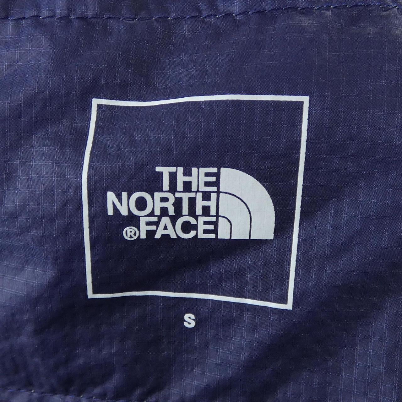 ザノースフェイス THE NORTH FACE NYW82372 ベスト