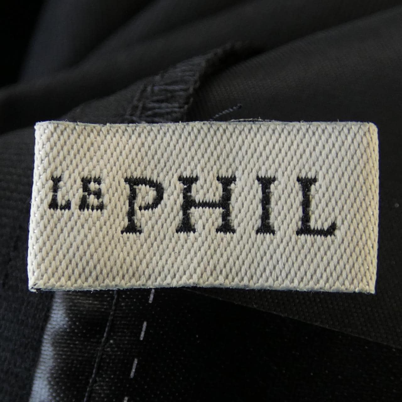 LE PHIL One Piece