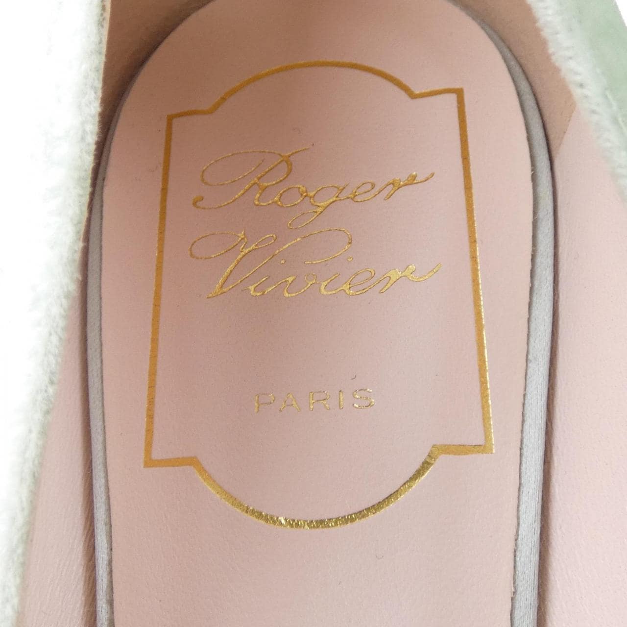 ロジェヴィヴィエ ROGER VIVIER パンプス