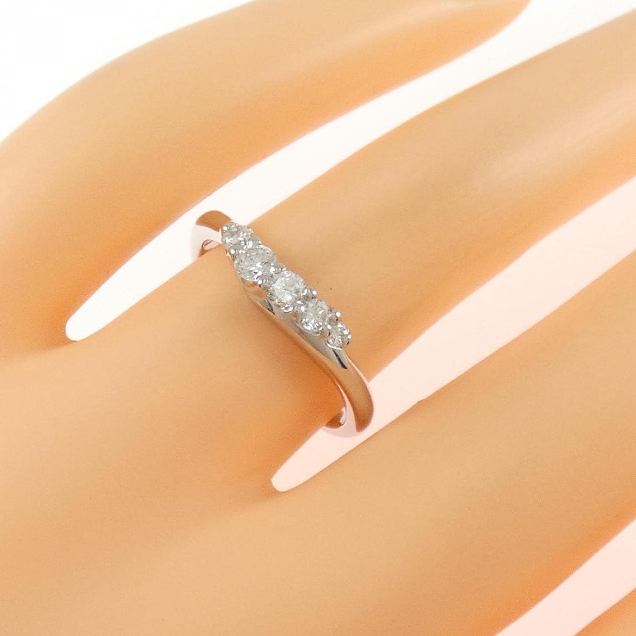 PT900 ダイヤモンド リング 0.30CT