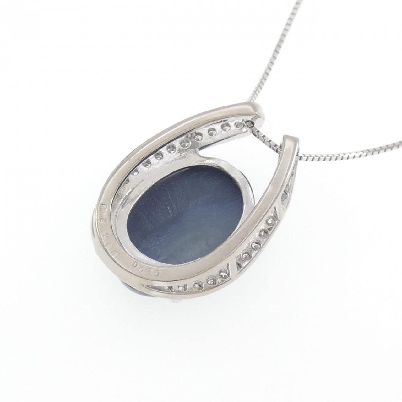 K18WG ブラックオパール ネックレス 3.88CT