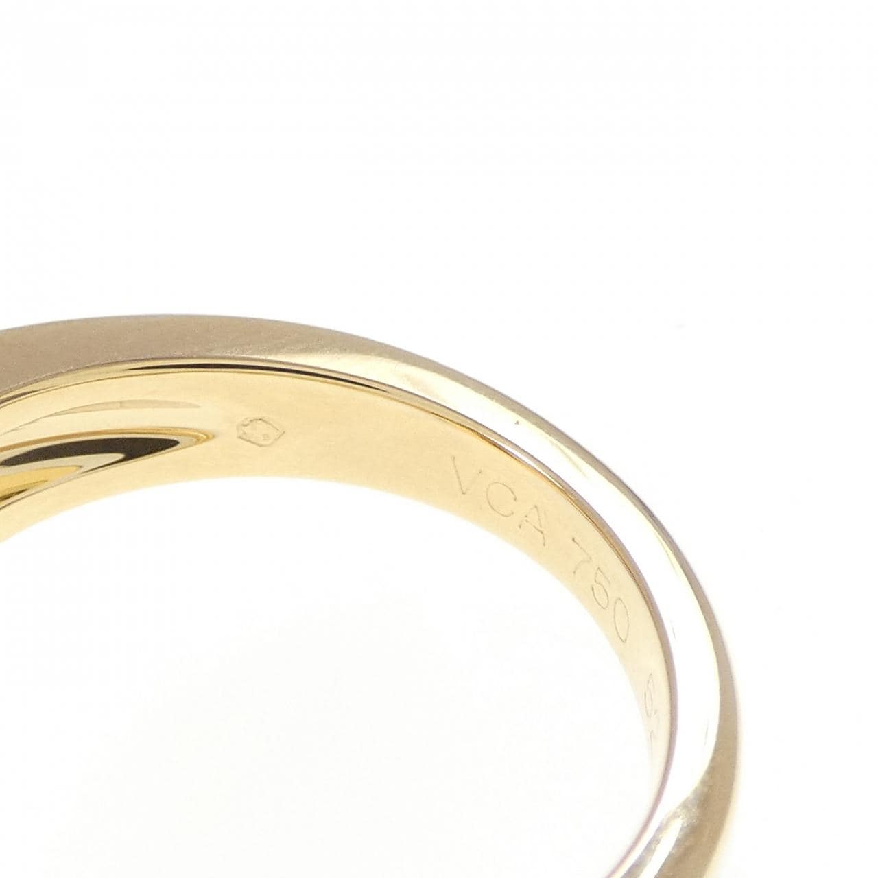 ヴァンクリーフ&アーペル ピュア アルハンブラ リング