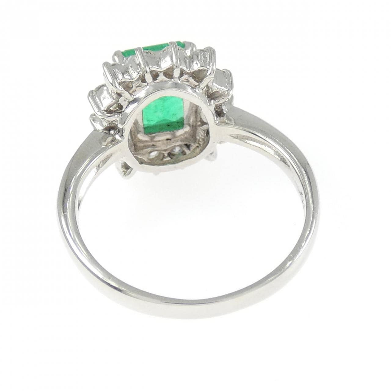 PT900 エメラルド リング 1.37CT