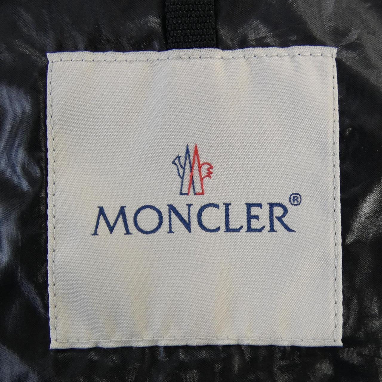 モンクレール MONCLER MONTCLA ダウンジャケット
