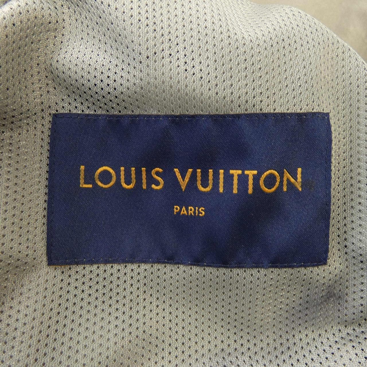 LOUIS VUITTON路易威登大衣