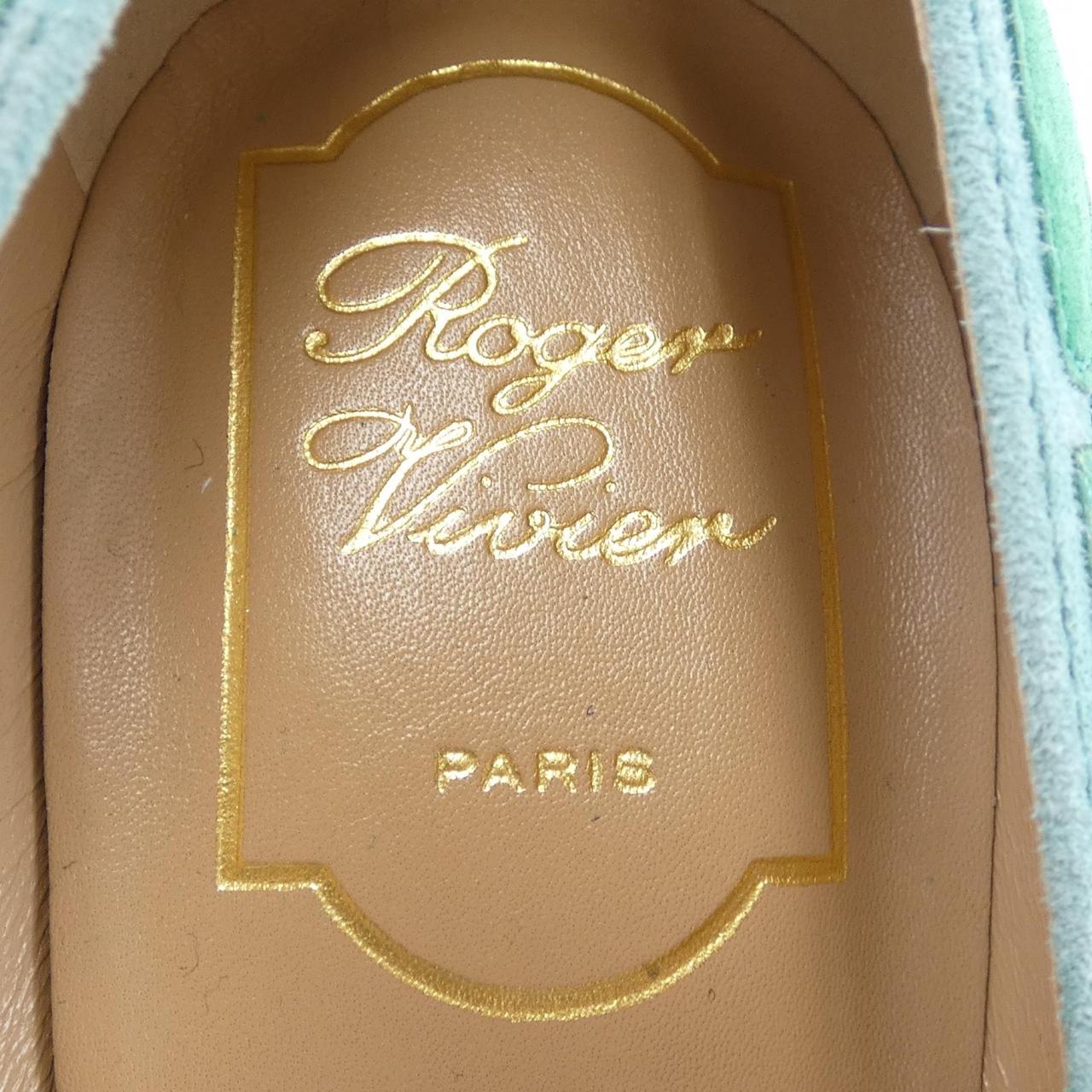 ロジェヴィヴィエ ROGER VIVIER パンプス