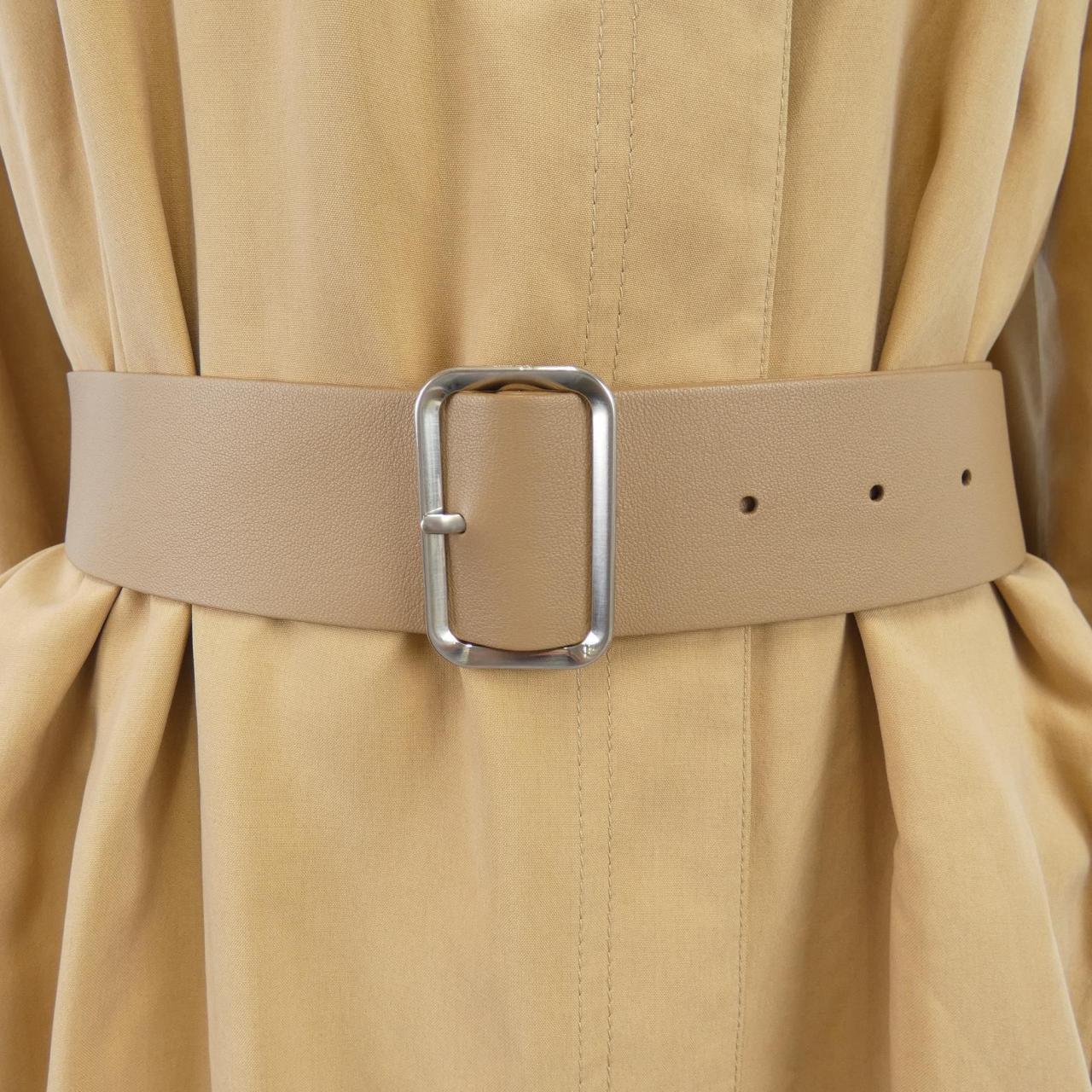 サルヴァトーレフェラガモ SALVATORE FERRAGAMO コート