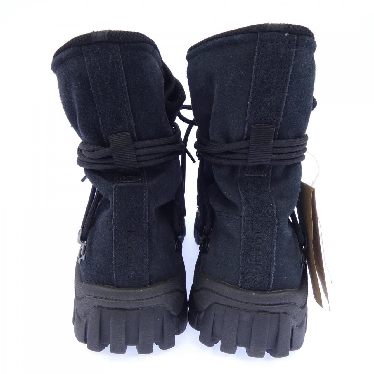 アシックス ASICS 1203A047-001 ブーツ