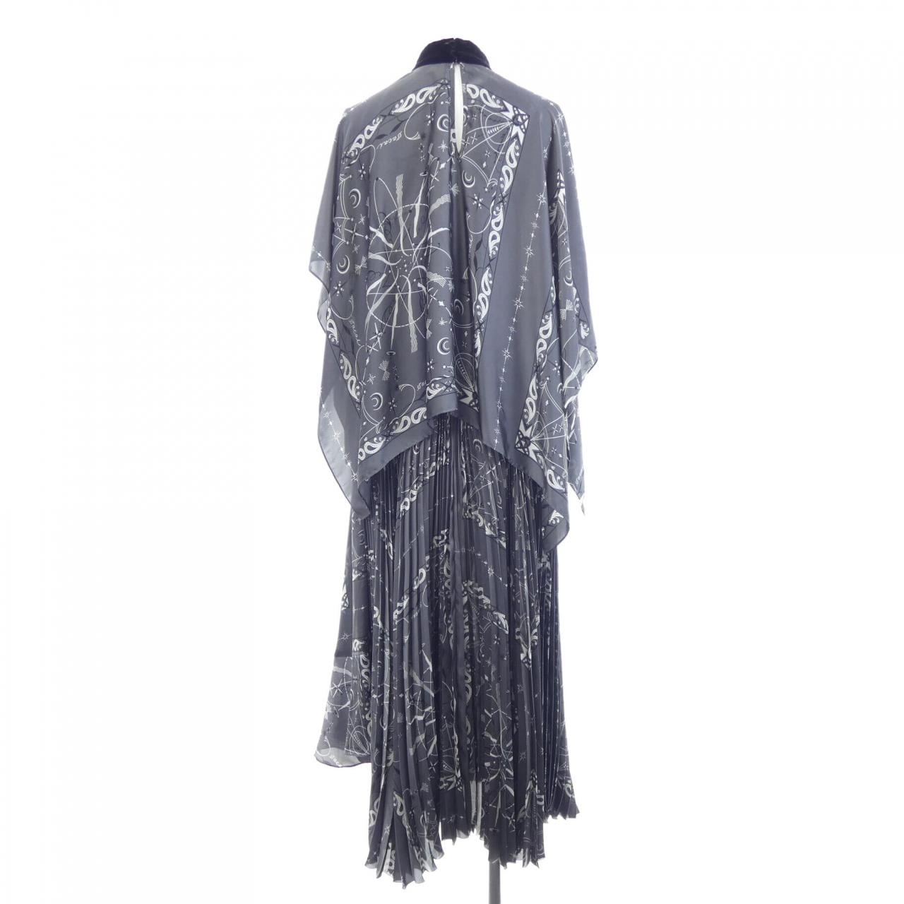 サカイ SACAI 20-05160 ワンピース