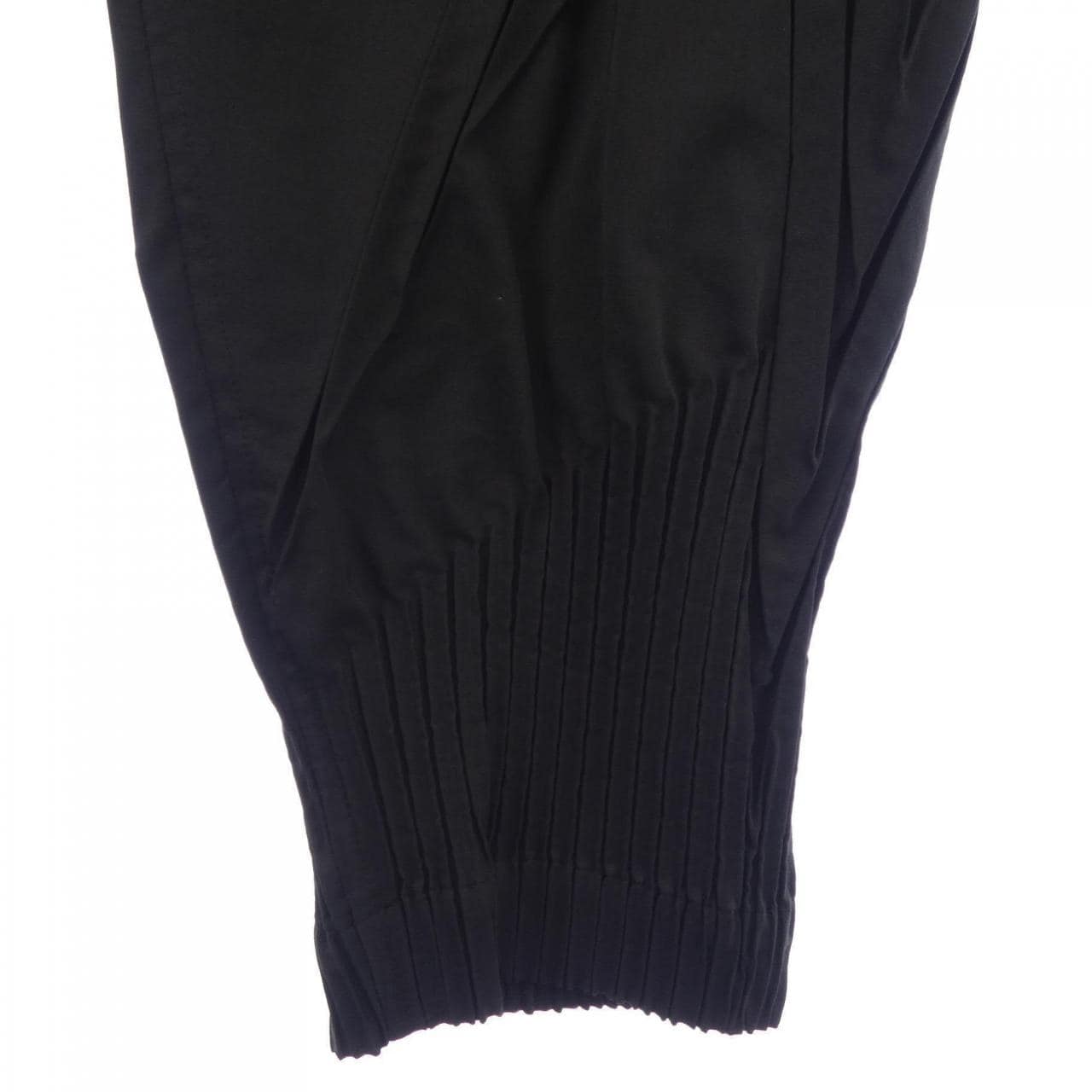 エイポックエイブルイッセイミヤケ A-POC ABLE ISSEY MIYAKE AT13FF210 パンツ