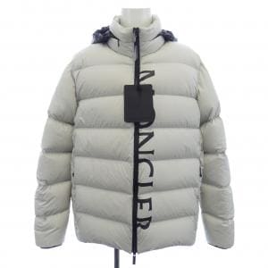 モンクレール MONCLER ダウンジャケット