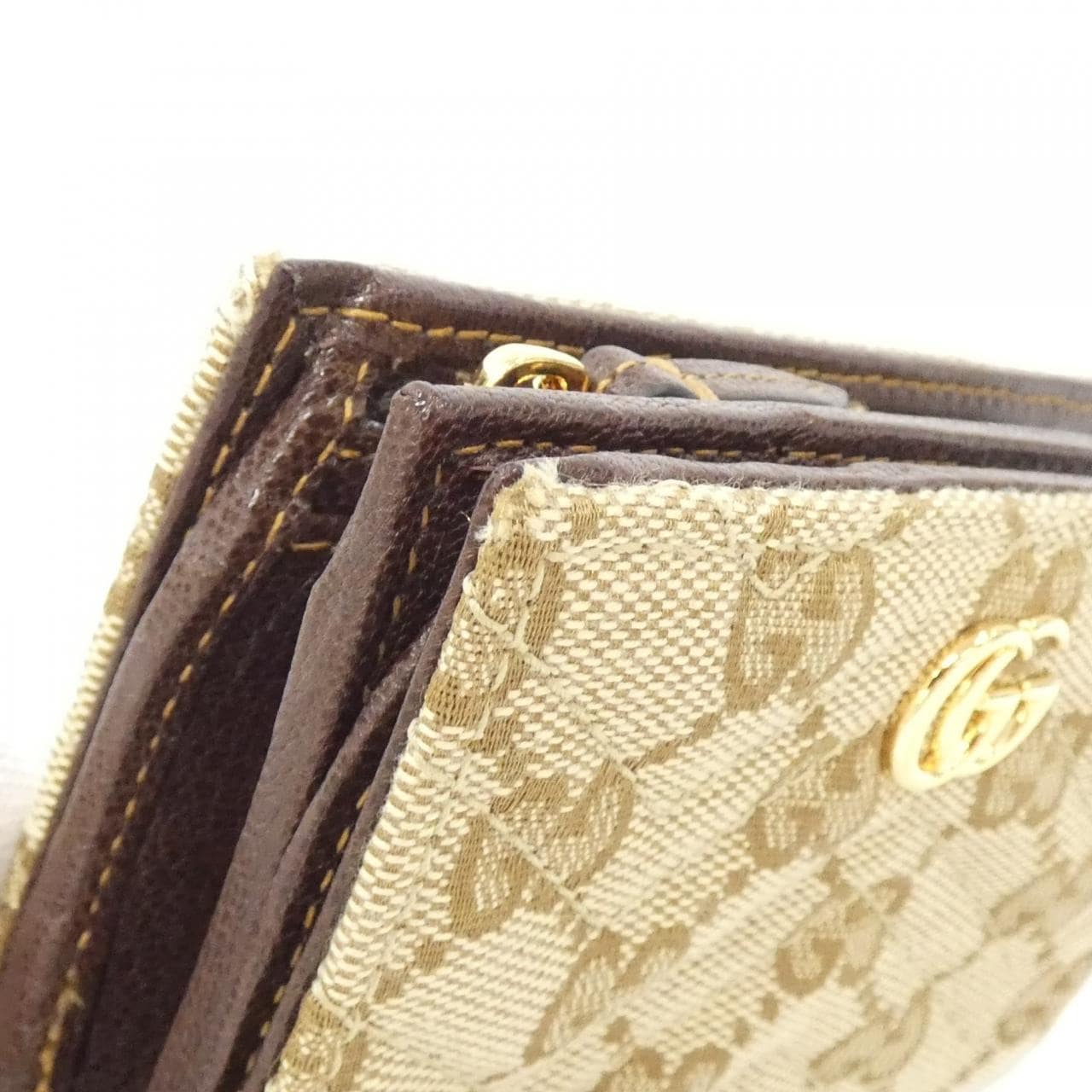 グッチ GG MARMONT 773427 FAF05 財布