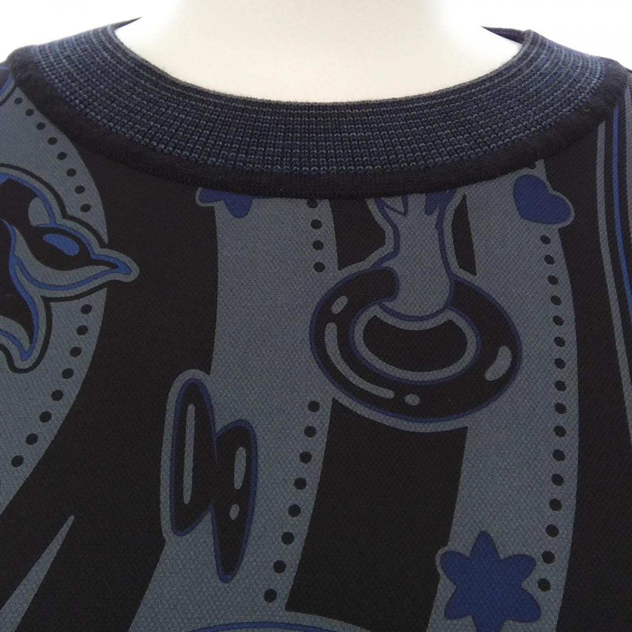 エルメス HERMES CANDY LIBRIS BANDANA 5H2809DJ ツイルレーヌ トップス