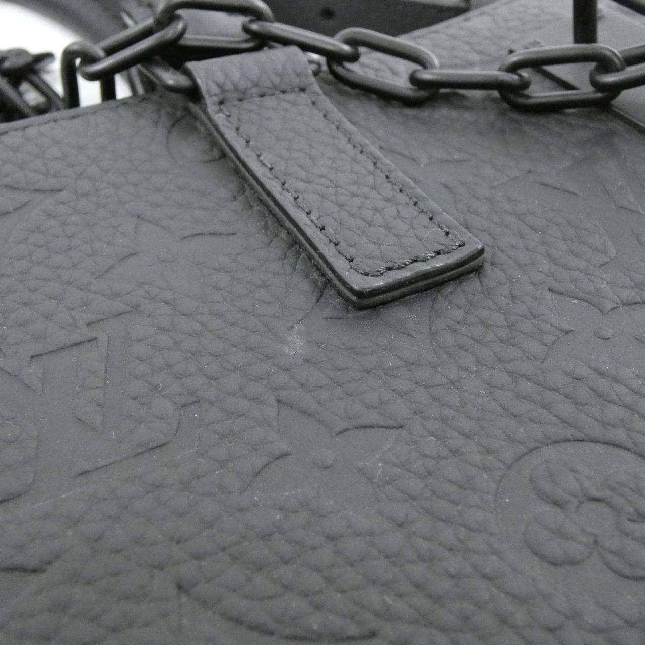 LOUIS VUITTON Taurillon Monogram Sac Plat Messenger M55924 Bag