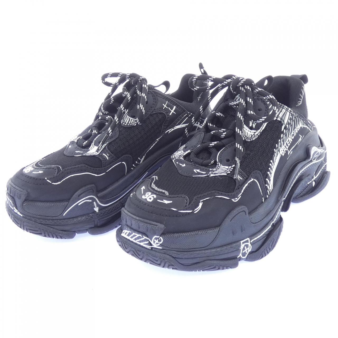 バレンシアガ BALENCIAGA TRIPLE S 524039 スニーカー