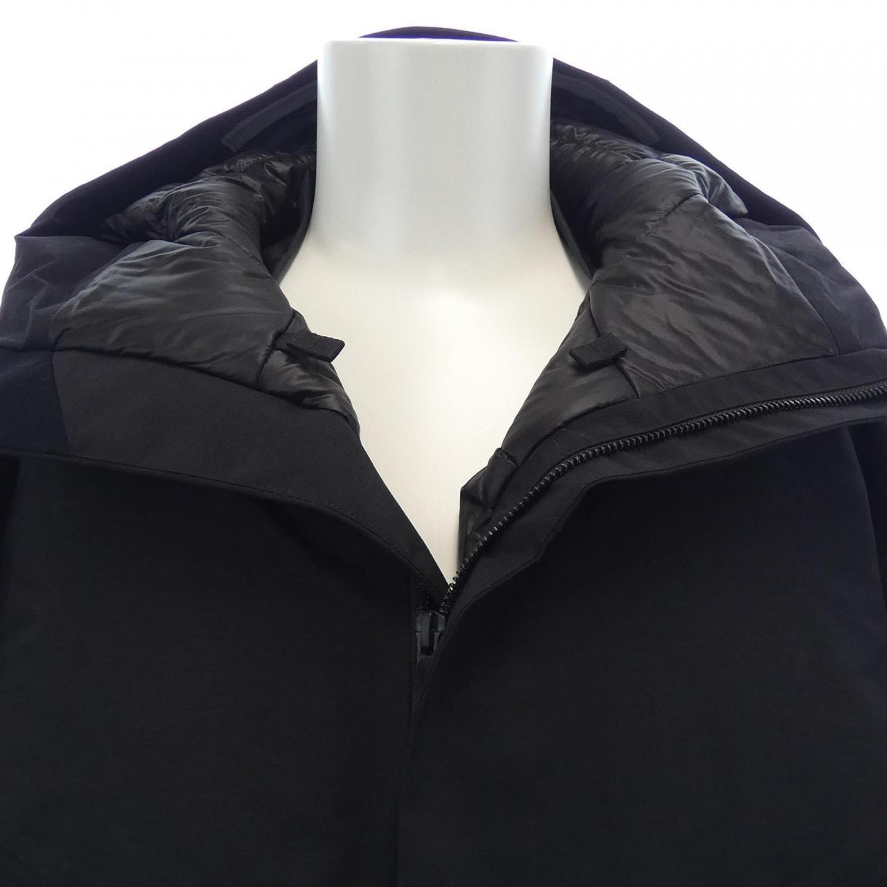 アークテリクスヴェイランス ARC'TERYX VEILANCE ダウンコート