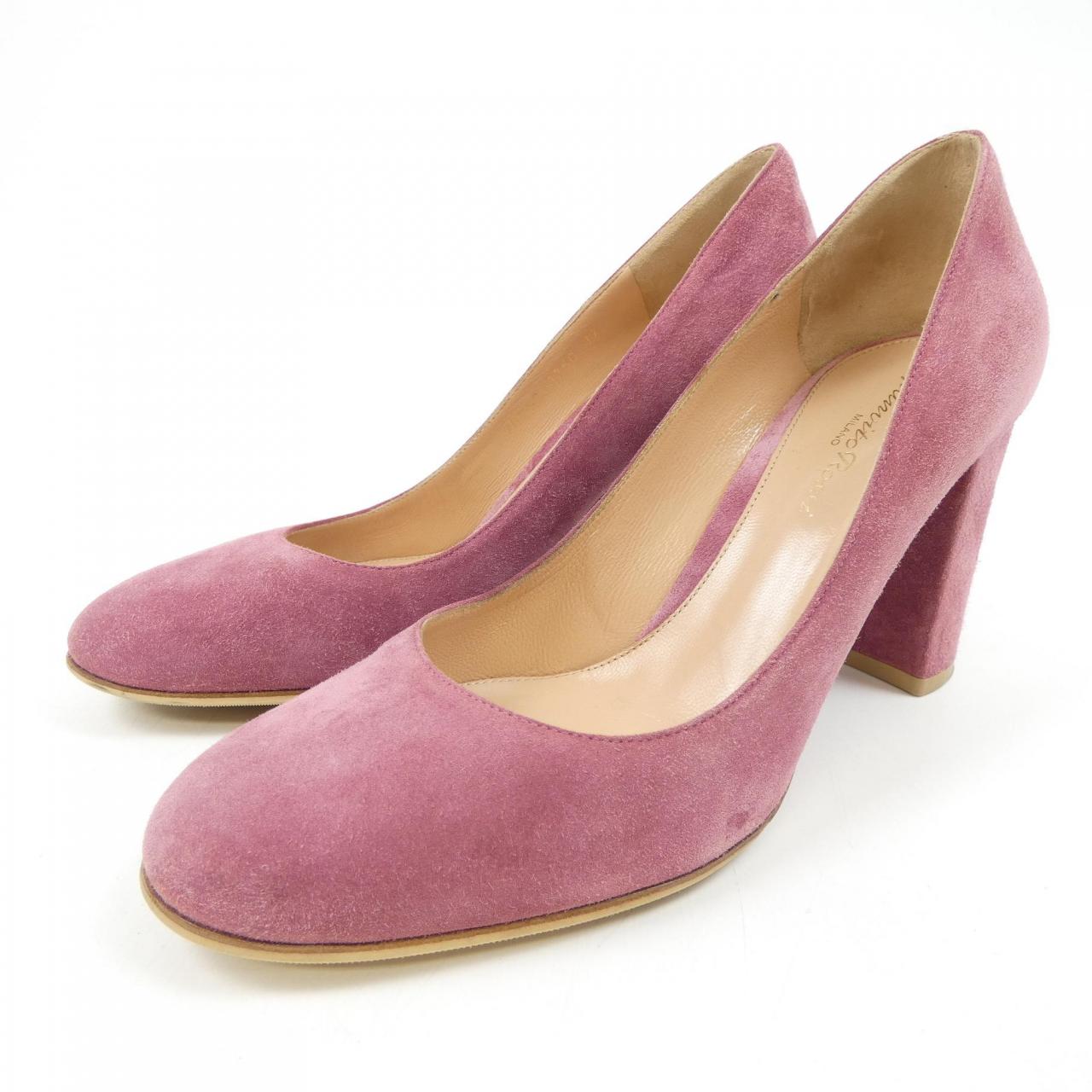 ジャンヴィトロッシ GIANVITO ROSSI パンプス