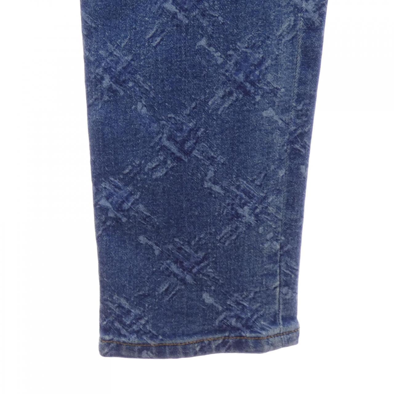 シャネル CHANEL P62010V47631 19B ジーンズ