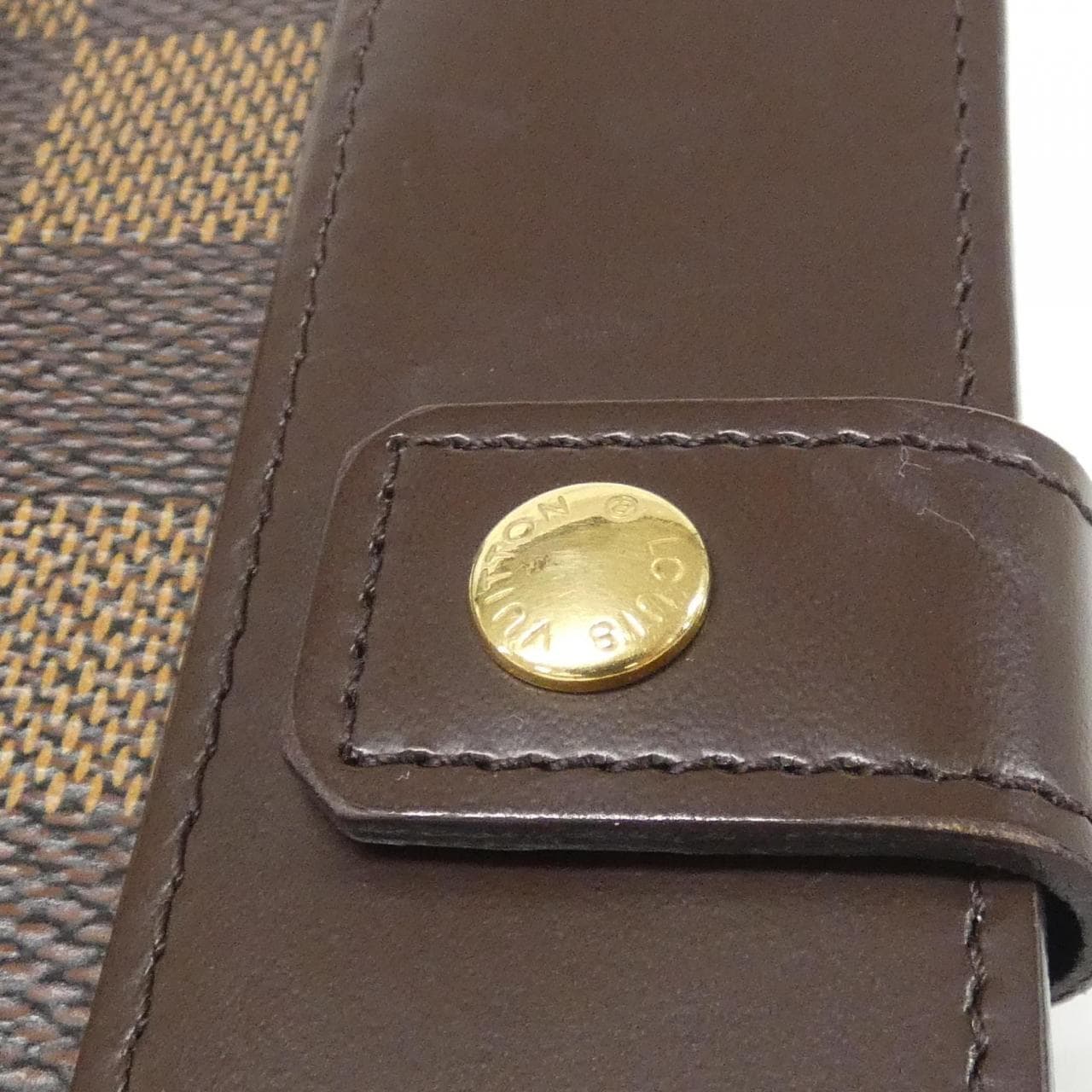 ルイヴィトン ダミエ コンパクト ジップ N61668 財布