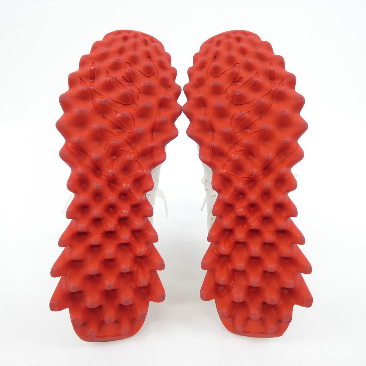 クリスチャンルブタン CHRISTIAN LOUBOUTIN MINI SHARK スニーカー