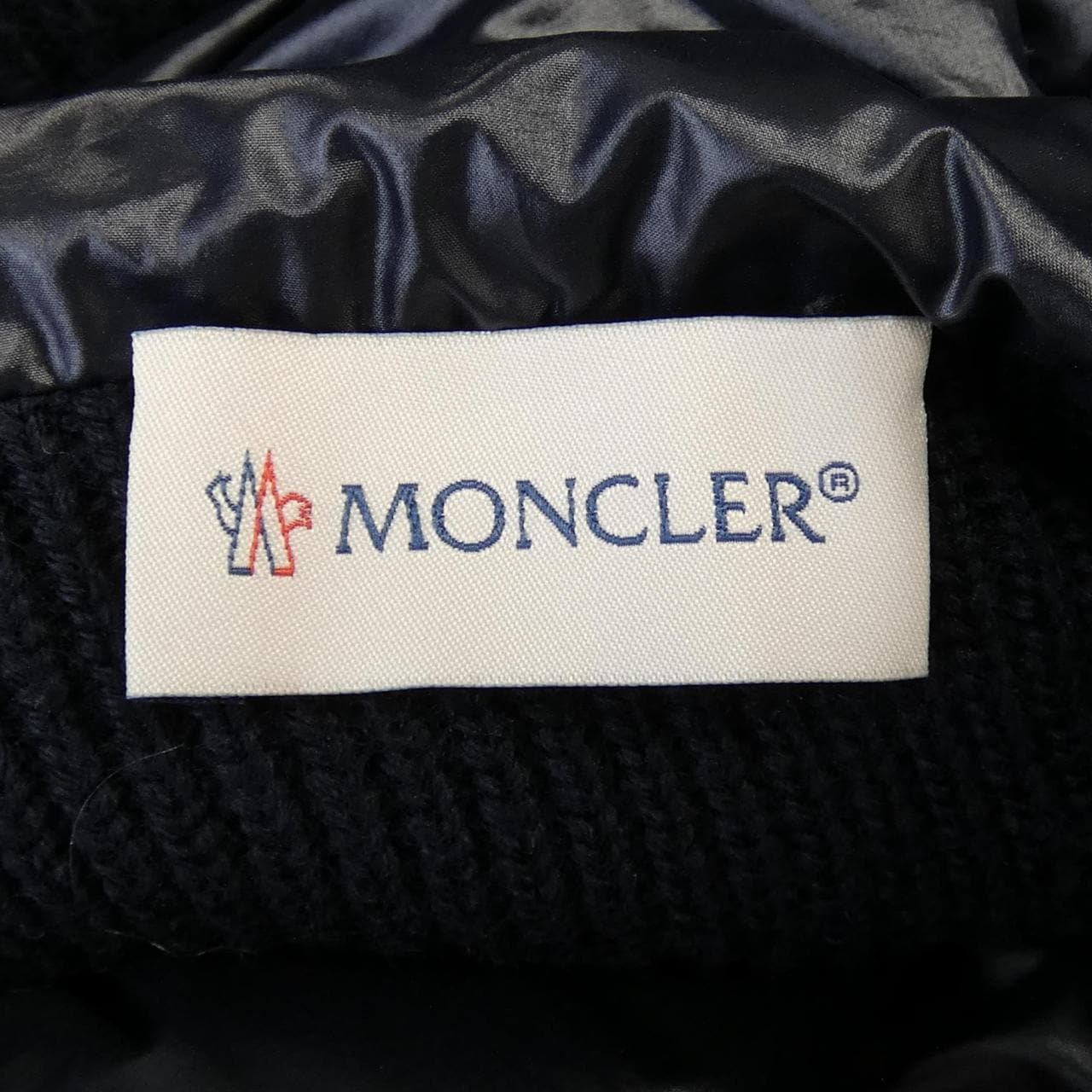 モンクレール MONCLER ダウンジャケット