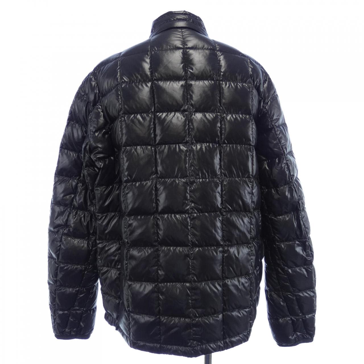 モンクレール MONCLER ダウンジャケット