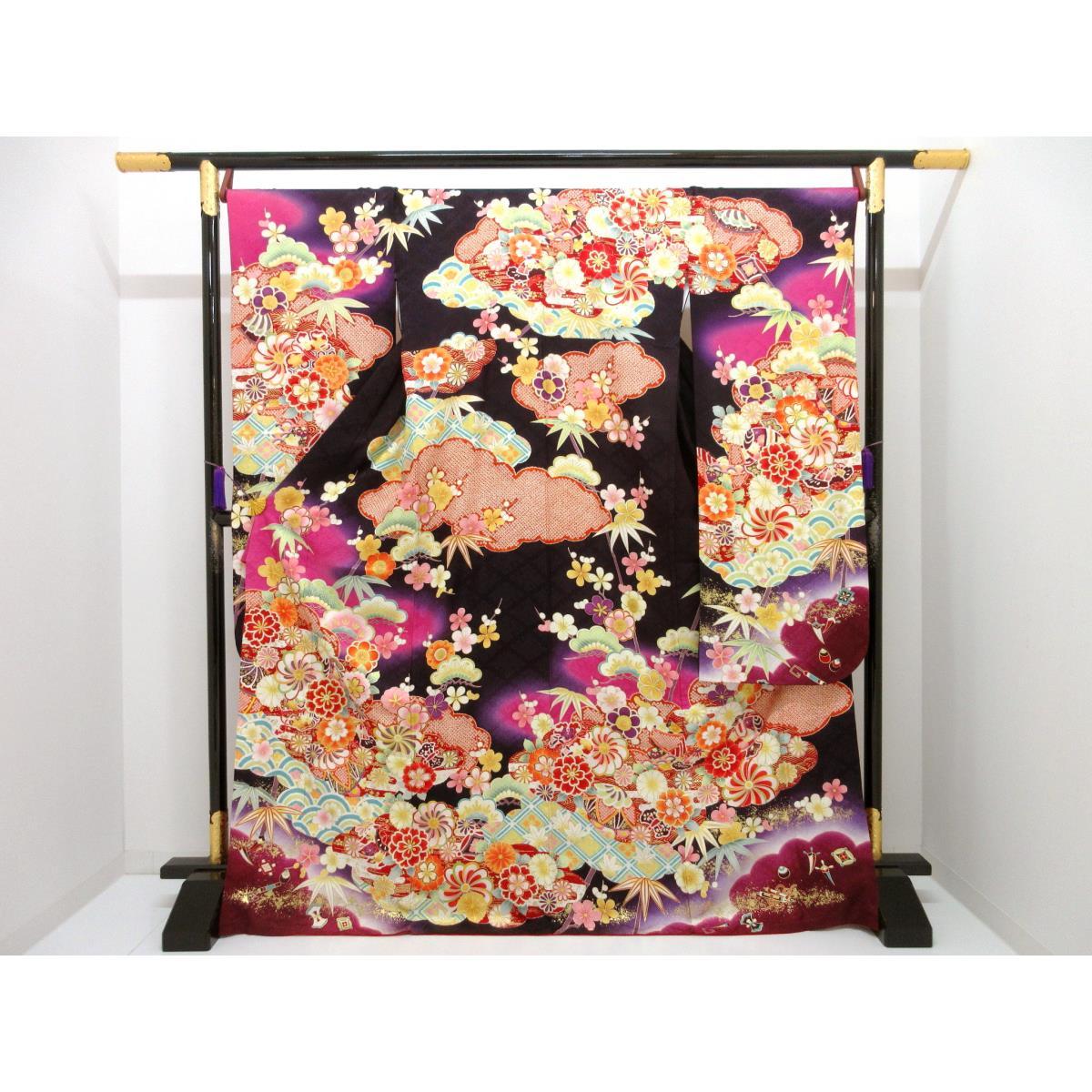 振袖　友禅金彩加工　刺繍入りボカシ染