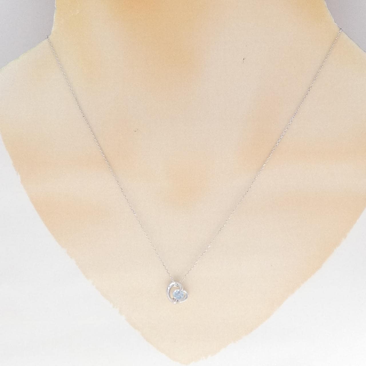 4゜C ハート アクアマリン ネックレス