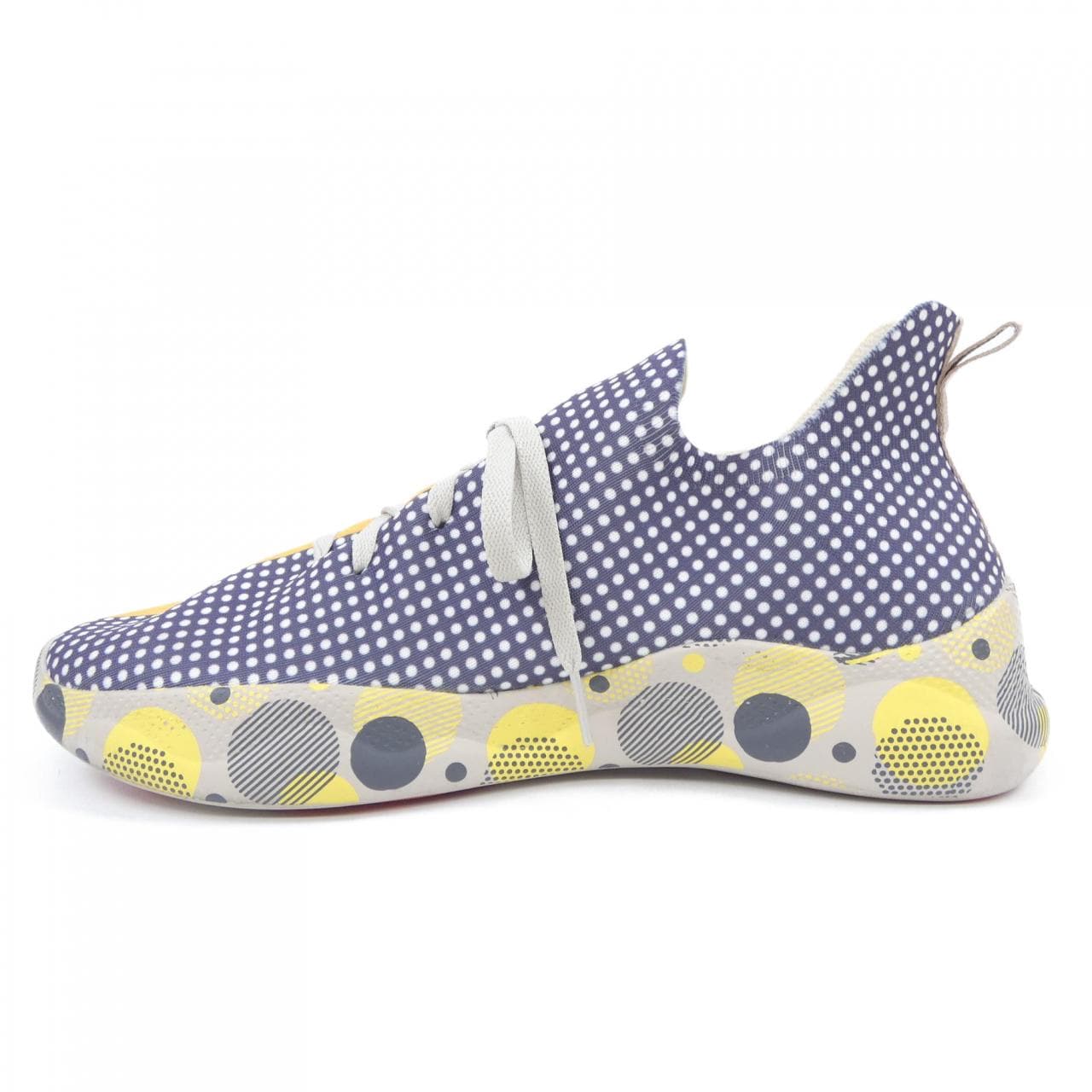 UIN M1116370 スニーカー