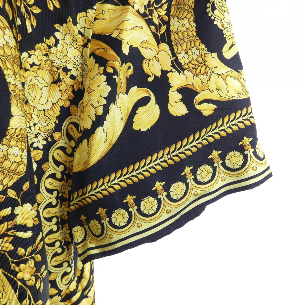 ヴェルサーチェ VERSACE 1003926 S／Sシャツ