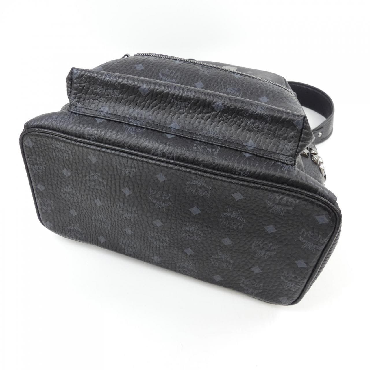 エムシーエム MCM MMK6SVE38BK001 BACKPACK