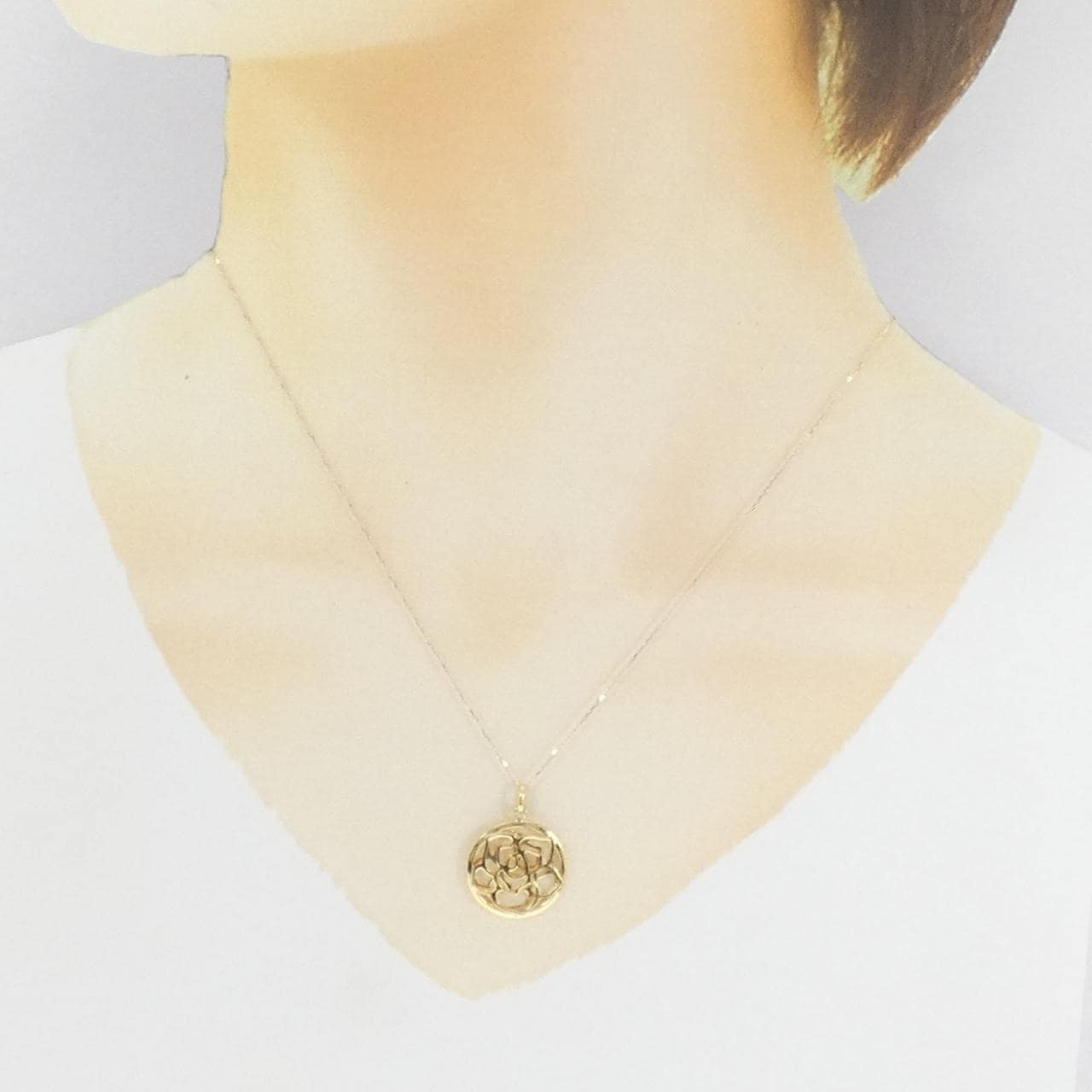 [BRAND NEW] K18YG Flower Necklace