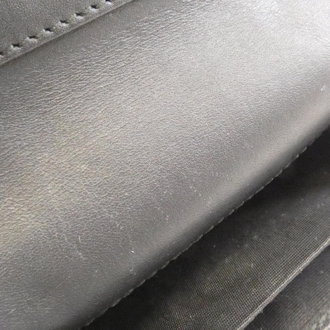 グッチ シルヴィ 476081 CWLSG 財布