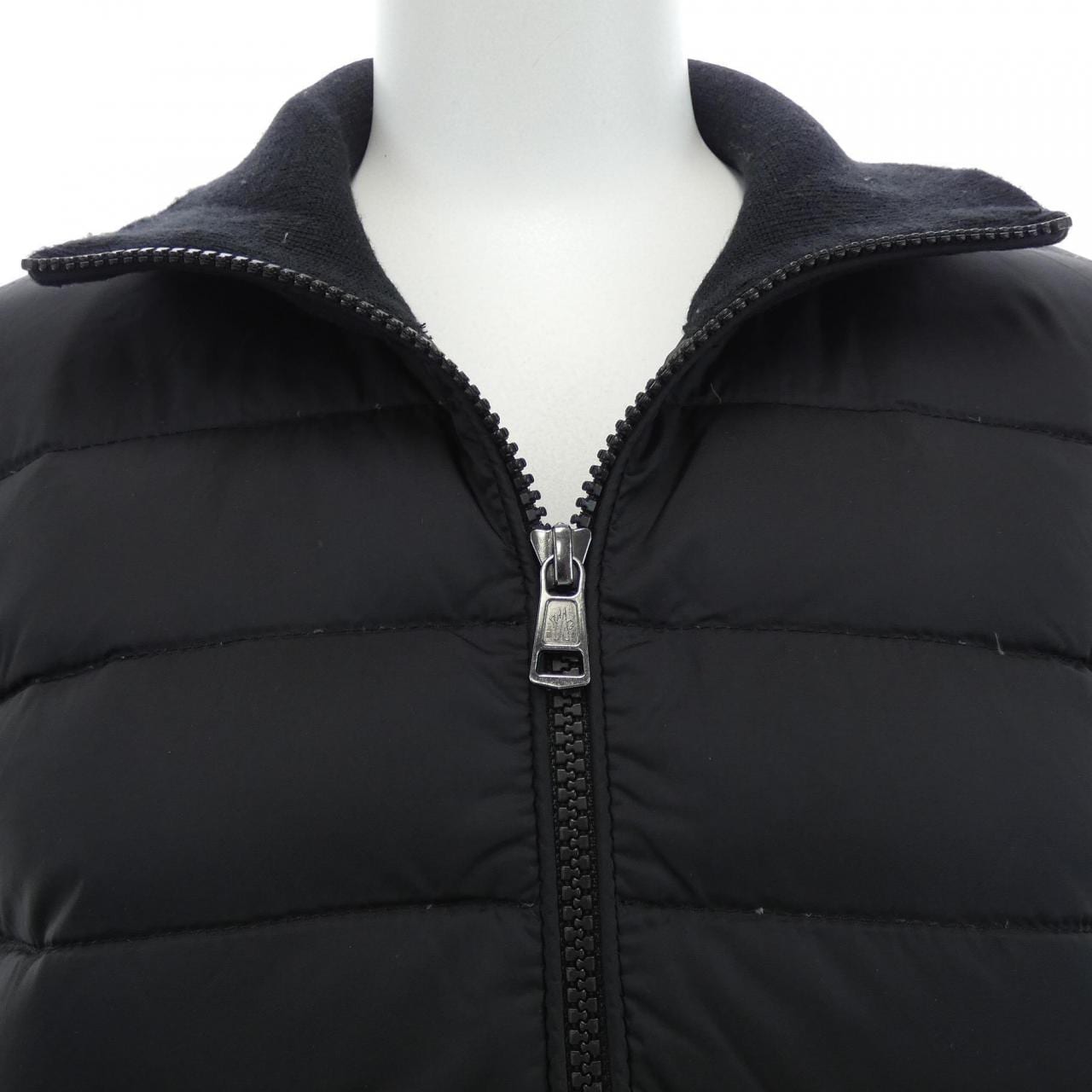 モンクレール MONCLER 20919B50700 ダウンジャケット