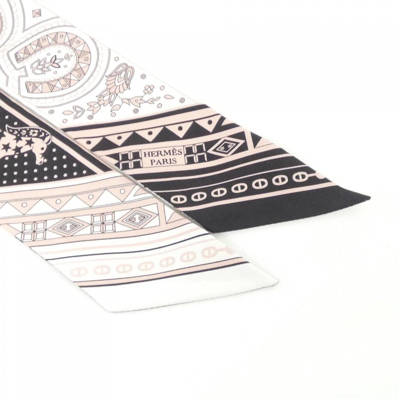 エルメス CHEVAL DE COEUR BANDANA ツイリー 064259S スカーフ