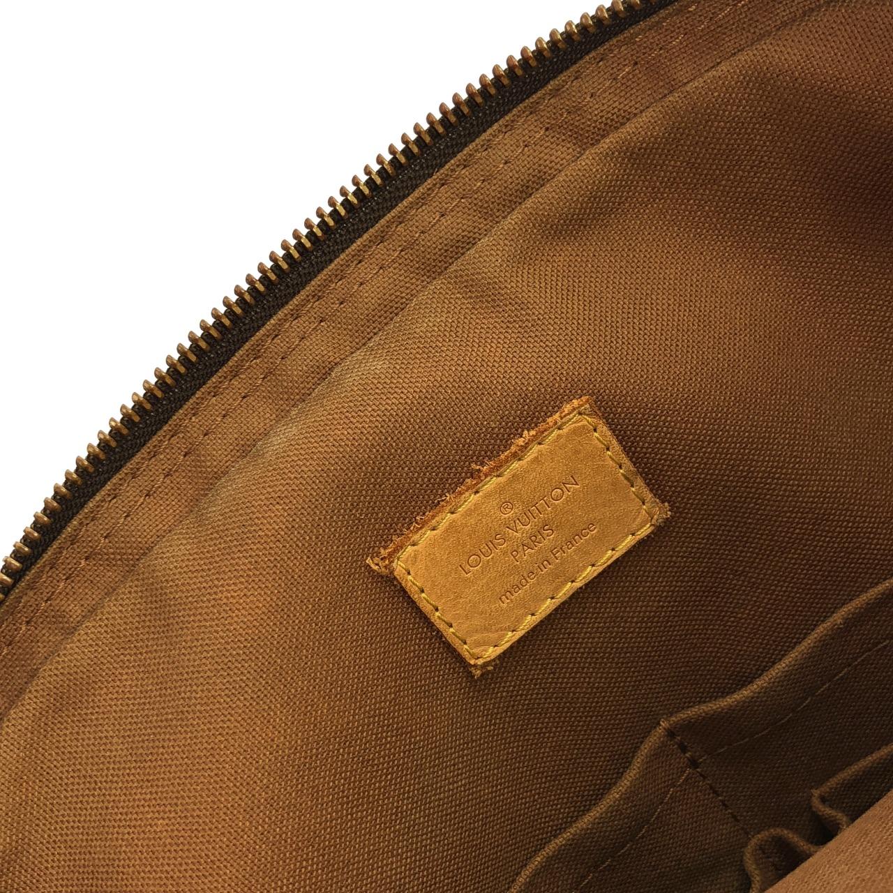 ルイヴィトン モノグラム トロター ボブール M97037 ショルダーバッグ