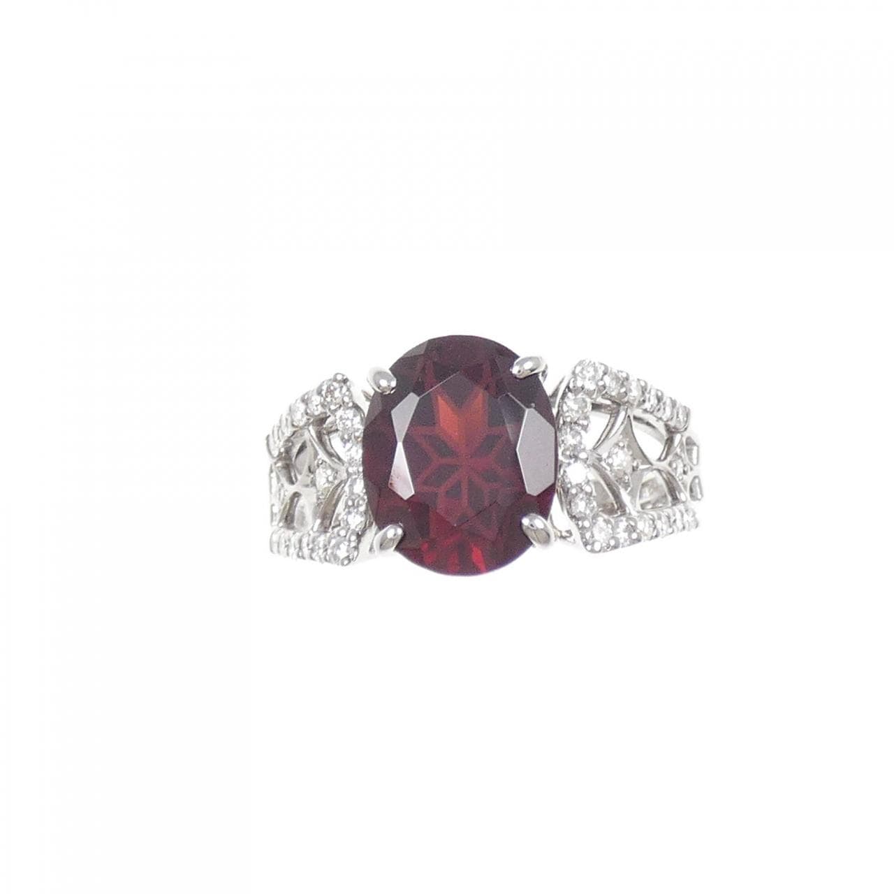 K18WG ガーネット リング 3.56CT
