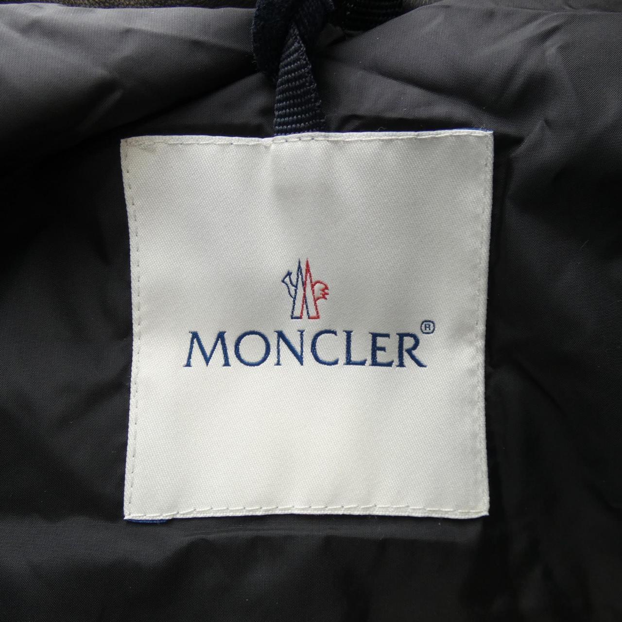 MONCLER蒙克勒羽绒服