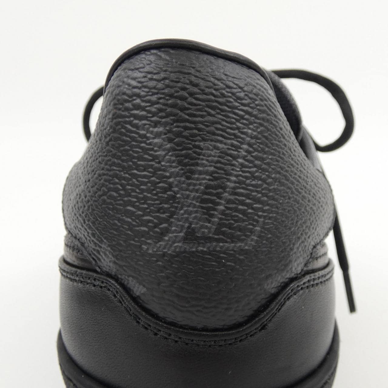 ルイヴィトン LOUIS VUITTON スニーカー