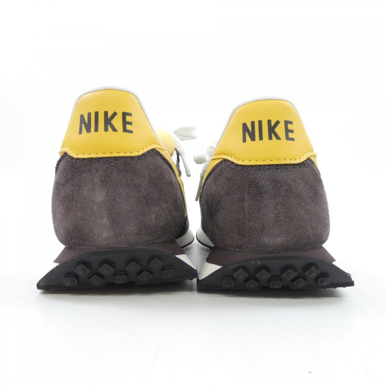 ナイキ NIKE DB3004-200 スニーカー