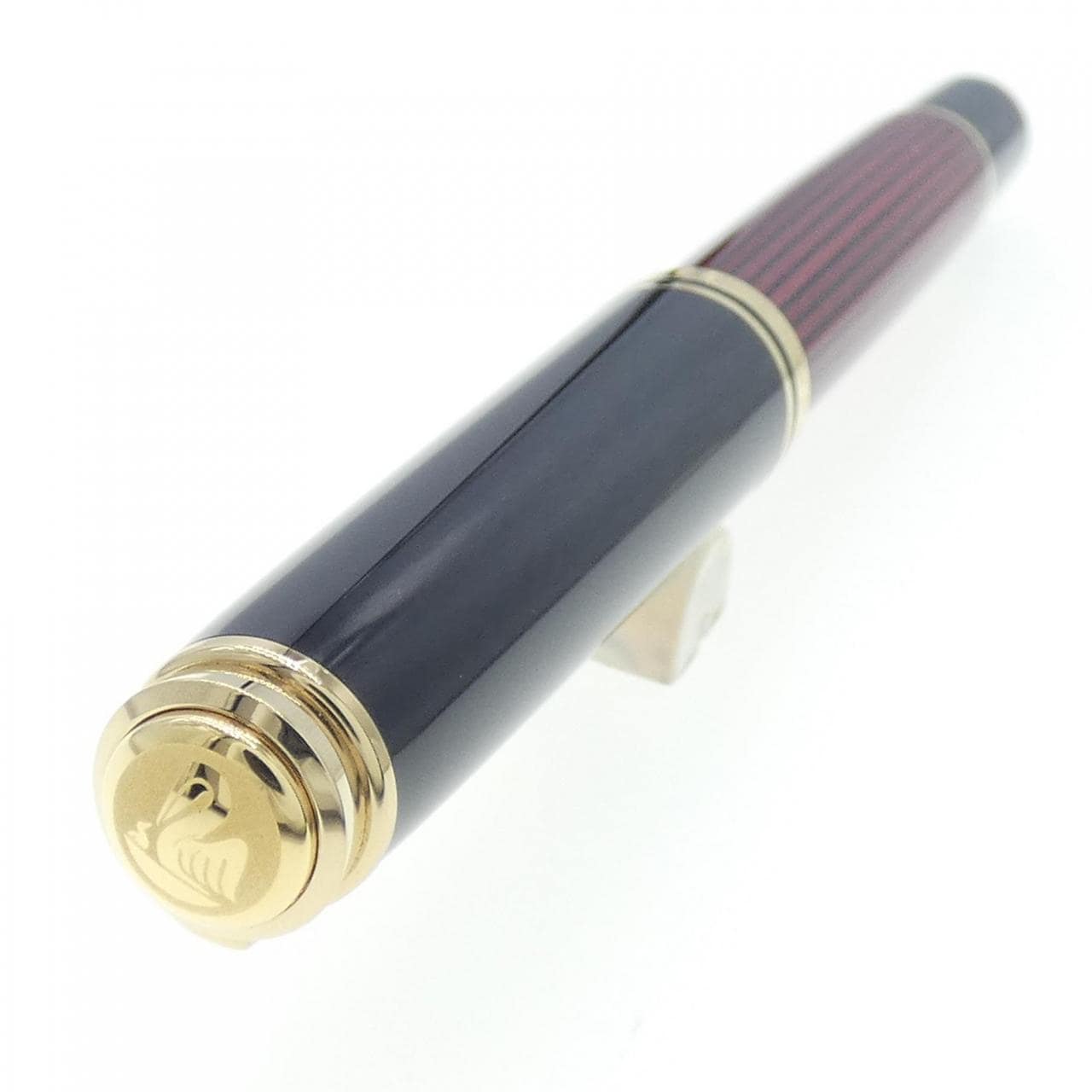 Pelikan Souveraine M800 Bordeaux Fountain Pen