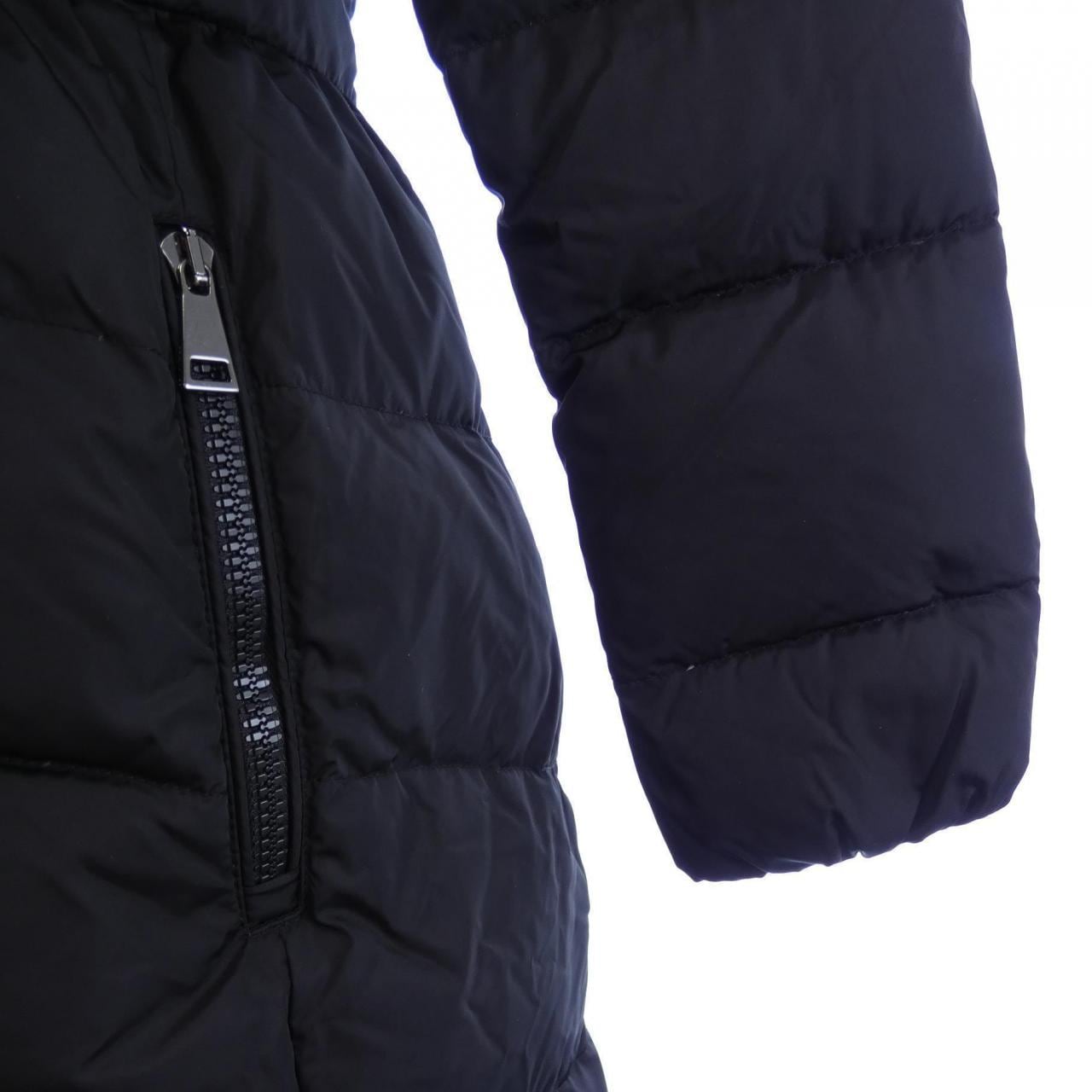 モンクレール MONCLER ダウンコート
