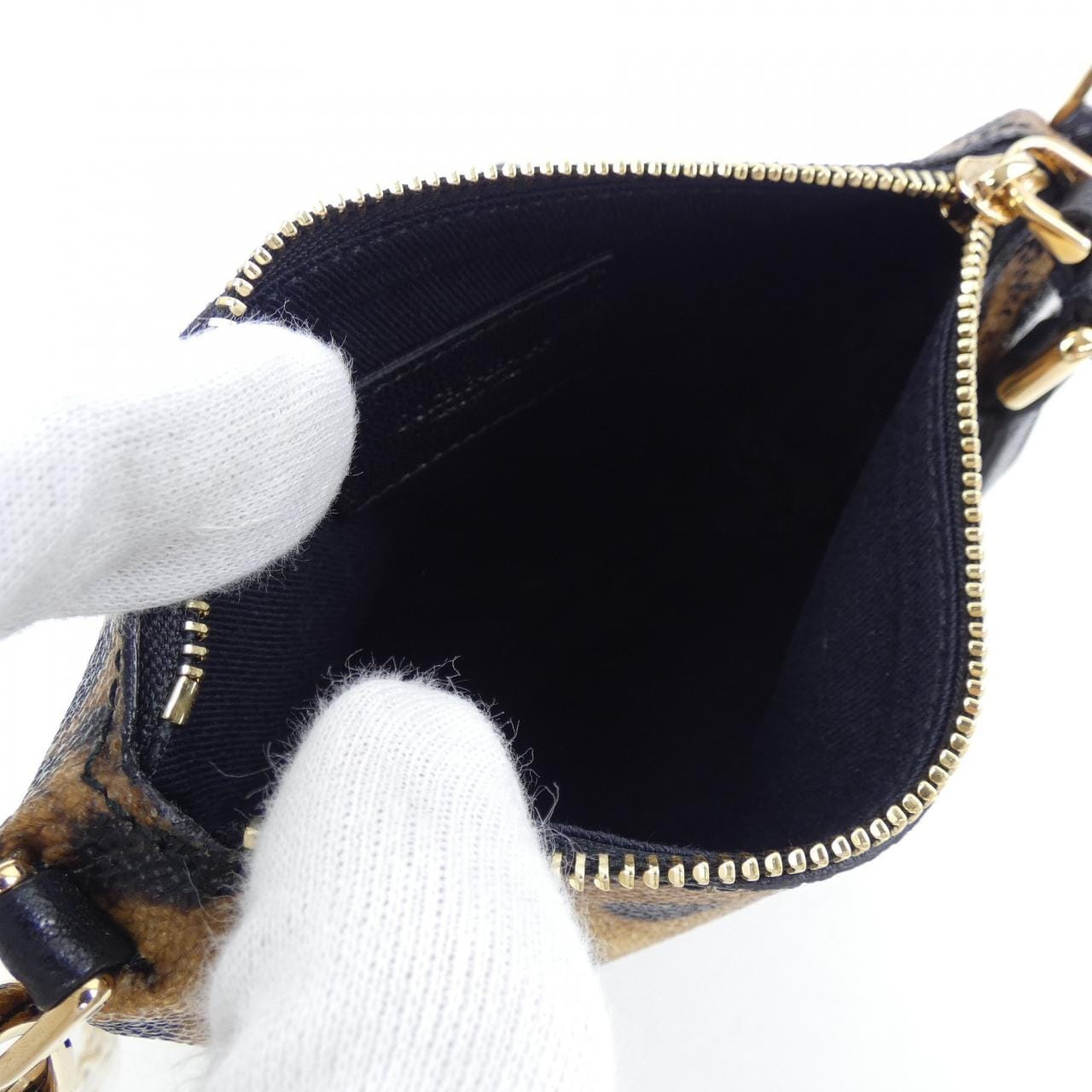 ドルチェアンドガッバーナ DOLCE&GABBANA POUCH