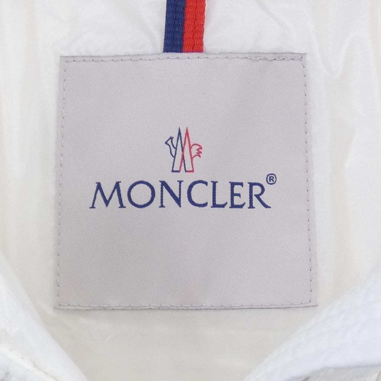 MONCLER蒙克勒羽绒服